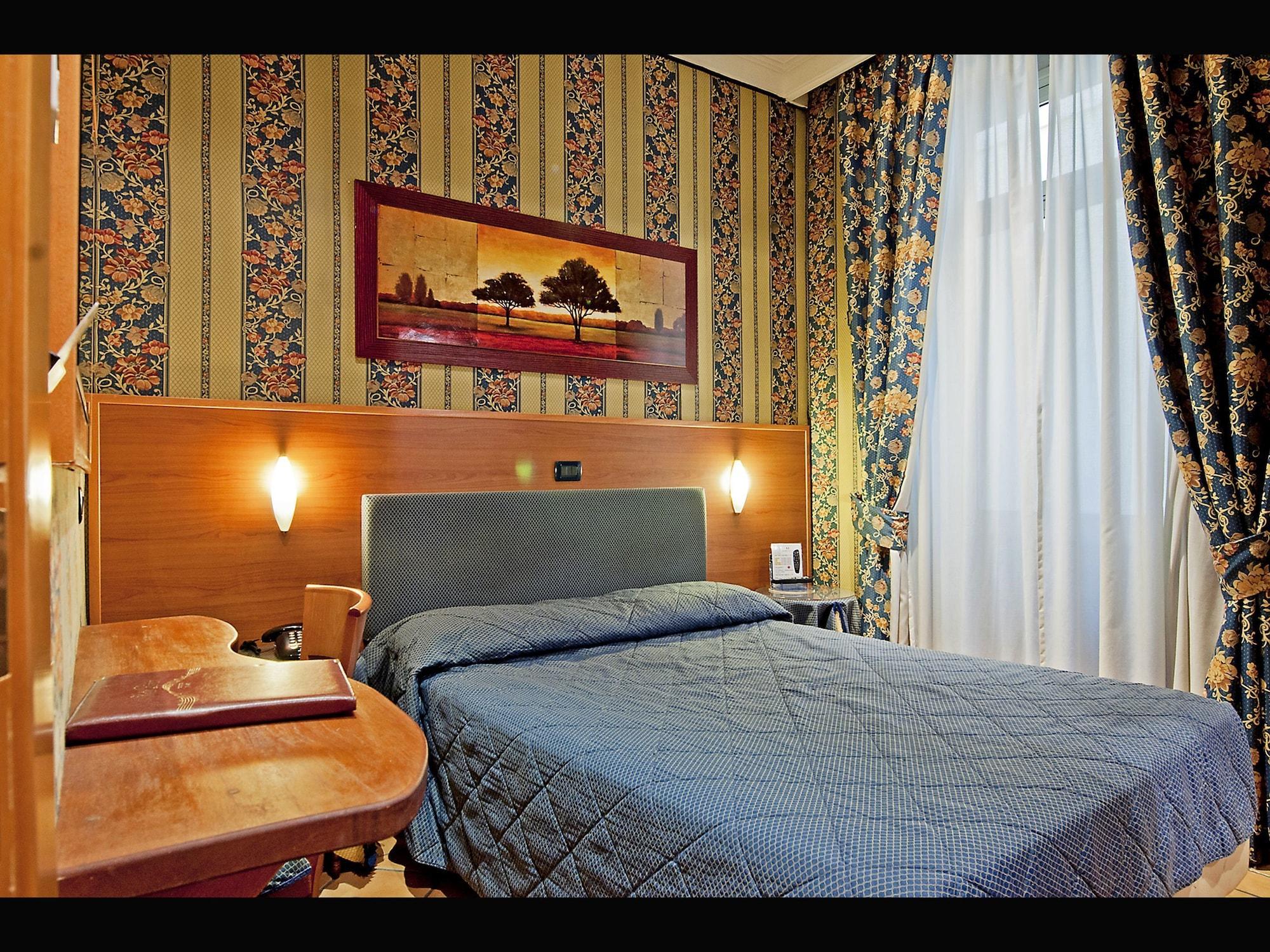 Hotel Lirico Roma Exterior foto