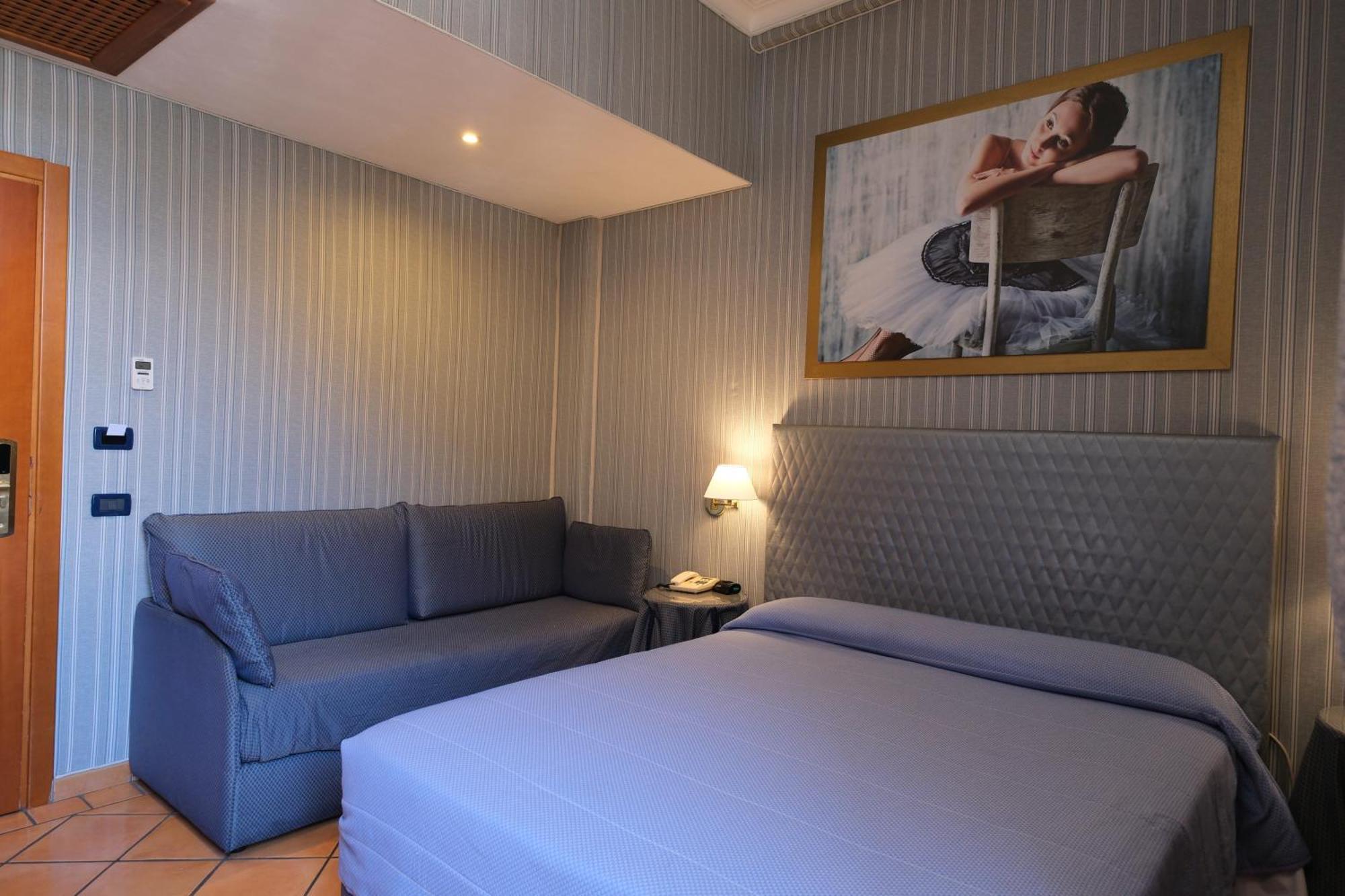 Hotel Lirico Roma Exterior foto